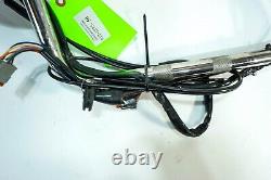 06 Harley Street Glide Touring OEM Handlebars Left Right Switches Controls 1275