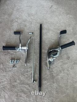 1993-2002 HARLEY DAVIDSON DYNA OEM CHROME FORWARD CONTROLS WithMOUNTING HARDWARE