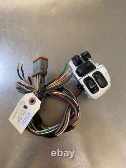 2002 Harley Davidson E/G U/C FLHTCUI Left Hand Controls Switches (Horn) Assembly