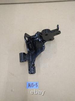 2007-2017 Harley-Davidson Softail Right Side Forward Control Bracket 33683-07A 2007-2017 Harley-Davidson Softail Right Side Forward Control Bracket 33683-07A