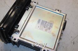 2014 Harley-Davidson Street Glide FLHXS Radio Stereo Control Unit 76000076C