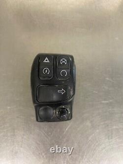 2017 Harley Road Glide Special Right Hand Controls Switches (Start/Stop) Assy