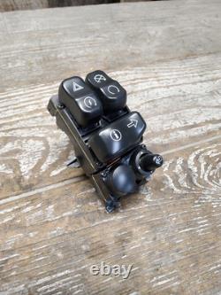 2018 18 14-23 Harley Davidson Touring Road Glide Front Right Control Switch Pack