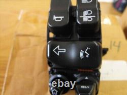 2021 Harley Davidson Road Glide Left Control Switch Housing 71500562