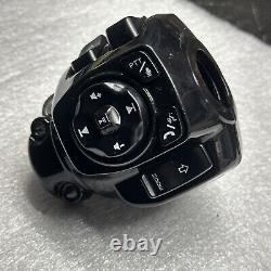 2023.5-2025 OEM Harley-Davidson RIGHT SIDE Handlebar Switch Control (Road Glide)