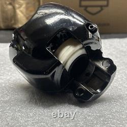 2023.5-2025 OEM Harley-Davidson RIGHT SIDE Handlebar Switch Control (Road Glide)