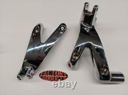 GENUINE HARLEY DAVIDSON Chrome Forward Control Mount Kit 50500693