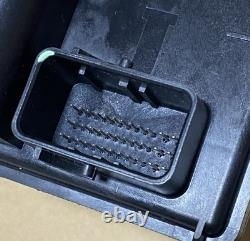 Harley Davidson FXDB1580 Body Control Module 69992-12A