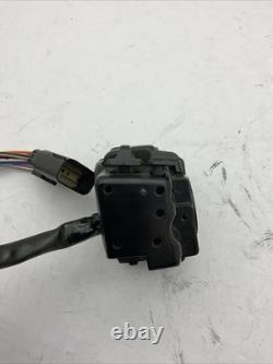 Harley-Davidson OEM Handlebar Controls Complete 2007 Ultra Classic Uncut