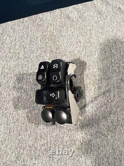 Harley OEM 2014-23 Touring Right Handlebar Switch Pack Hand Controls 71500161