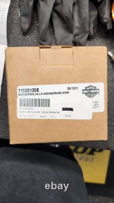Harley-davidson NOS Oem Hand Control Switch Pack Left Audio Cruise 71500135B