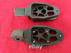 New 2018-2020 Harley Moto Pegs Street Bob MID Forward Controls Softail Footpegs