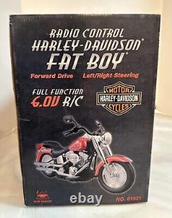 Vtg 2003 HARLEY DAVIDSON Red Fatboy Remote Control Motorcycle 61431 Toy 6.0V